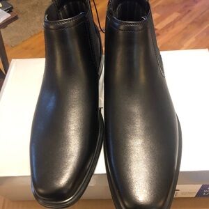 Perry Ellis Men's Classic Black Leather Boots